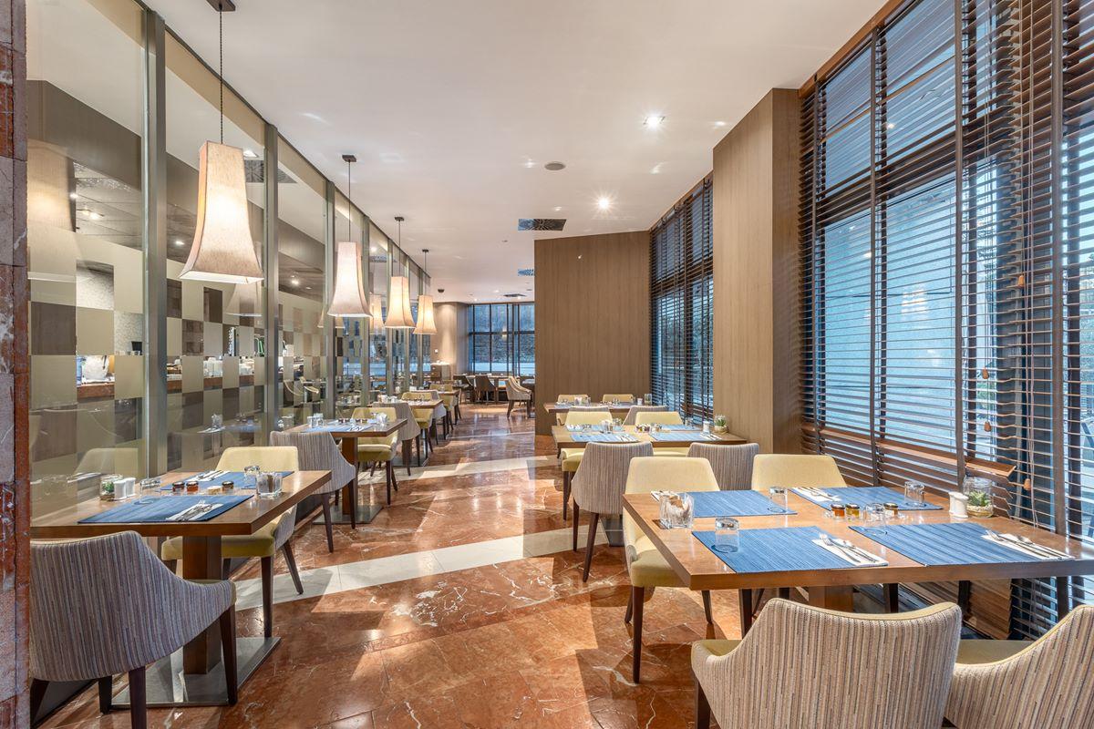 米拉斯拉欧洲之星套房酒店 马德里 外观 照片 The restaurant